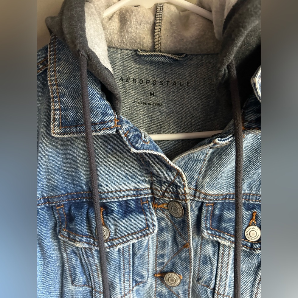 Aeropostale Women’s Denim Hybrid Jacket with Hood - Picture 4 of 9